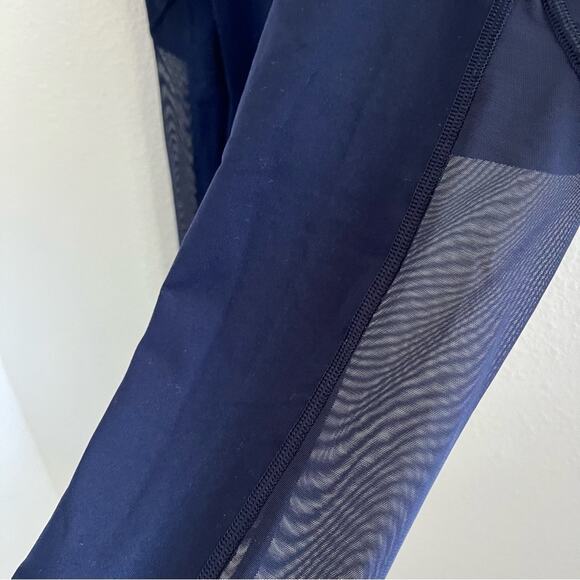 Victoria Sport Knockout by Victoria's Secret Navy Active Tight Small - Picture 5 of 7